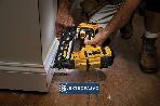 Gwoździarka DeWalt DCN660P2-QW 18V XR 2x5,0Ah Li-Ion walizka Nowość 3